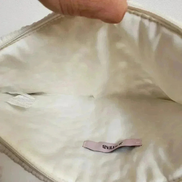 Just Fab cream color macrame clutch New with tags - Picture 4 of 4